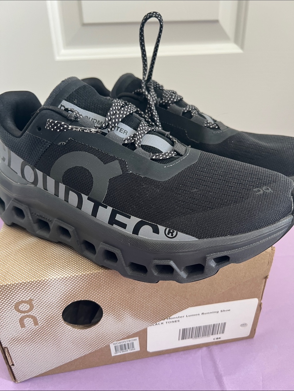 ON Cloud Monster Lumon - Black - US W 8.5
